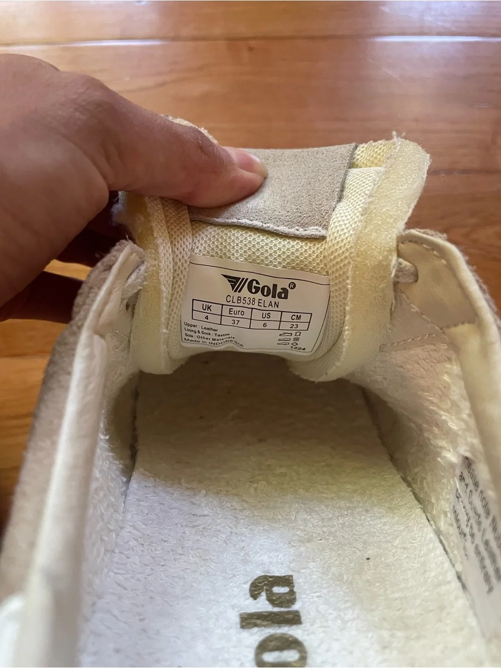 Gola Elan Sneakers Women’s size 6